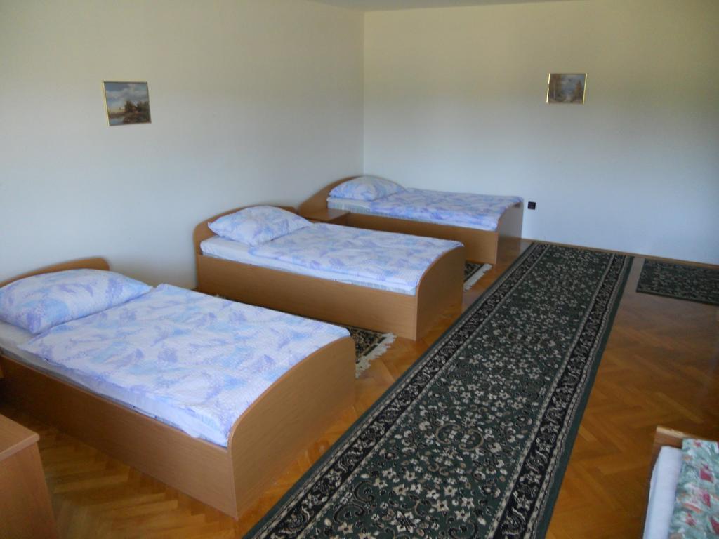 Farm Stay Kramer Bistrica ob Sotli ห้อง รูปภาพ